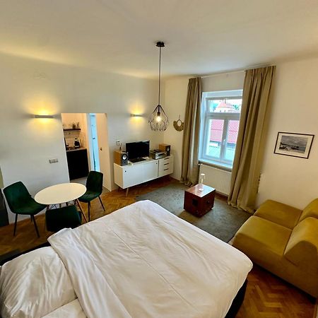 מריבור Modern Studio In The Heart Of The City מראה חיצוני תמונה